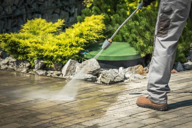 Best Oil Spill Cleanup  in Halesite, NY